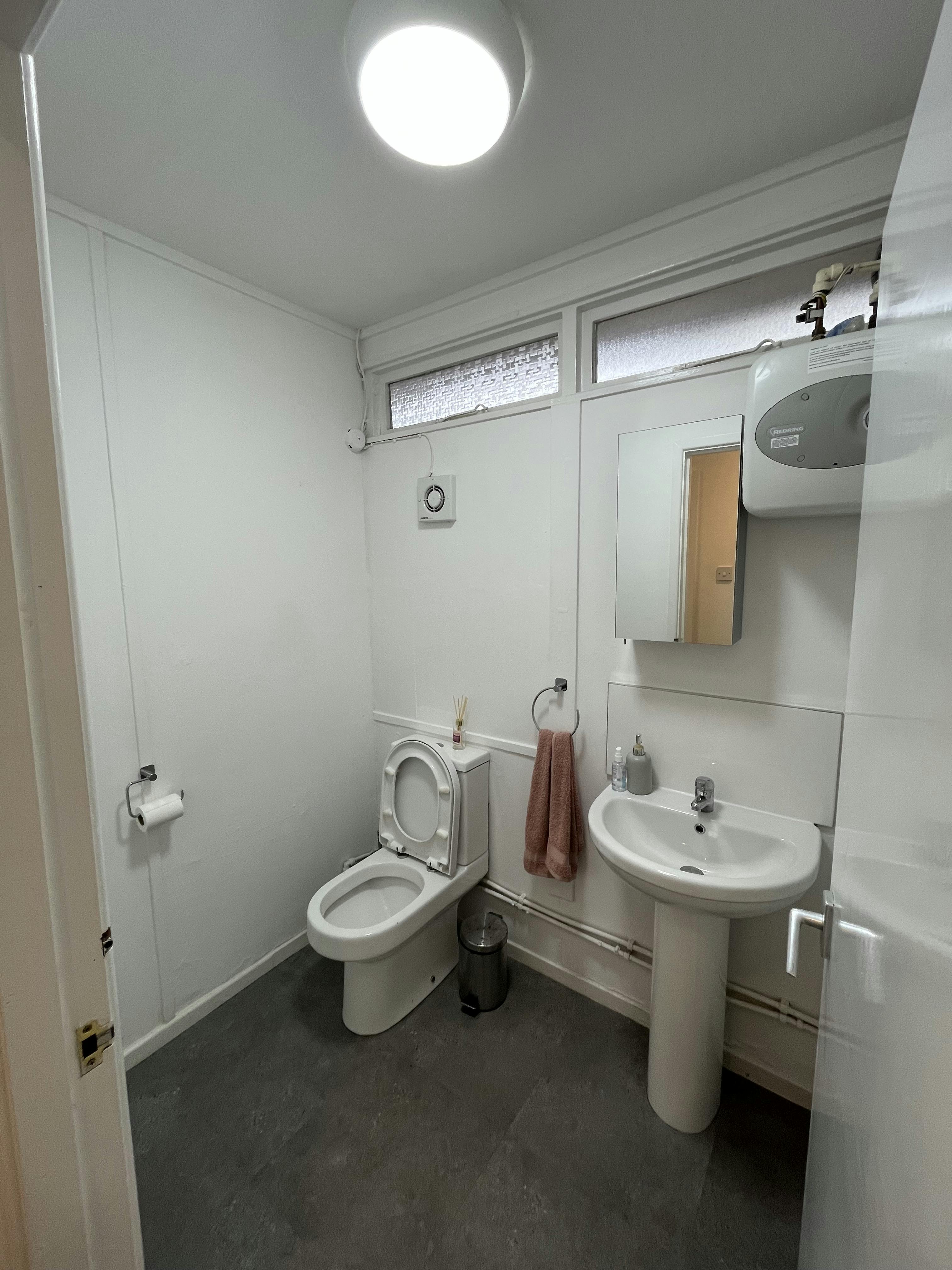 37-39 Knutsford Road, Alderley Edge, Offices To Let - IMG_8156.JPG