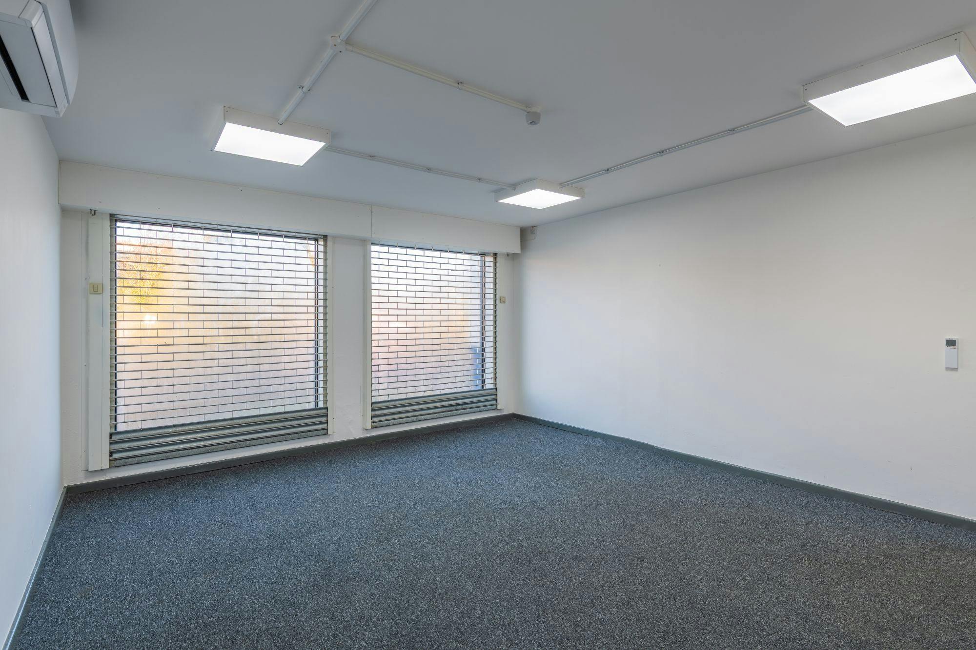 Units 1 - 3 Great Western Trade Park, Great Western Way, Swindon, Industrial To Let - Unit1GreatWesternTradeParkSwindon12_2000.jpg