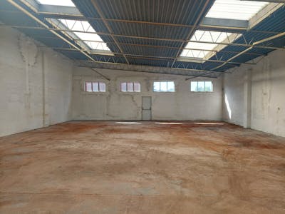 Unit 13, Bilston Industrial Estate, Bilston, Industrial / Warehouse To Let - 1000006464.jpg