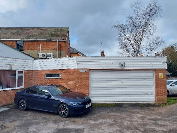 87-89 Church Street, Crowthorne, Offices For Sale - 20260213_133956.jpg