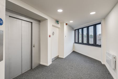 Upton House, 7 Perrymount Road, Haywards Heath, E (Commercial / Business / Service) / Office To Let - Third Floor-6.jpg