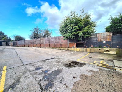 Unit L3 & L4, Stockport, Industrial/Logistics To Let - 20250917_165428.jpg