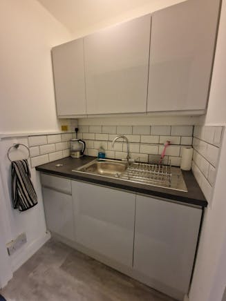 Unit 19 Campbell Court, Bramley, Nr Basingstoke, Industrial / Office For Sale - 20251128_133533.jpg