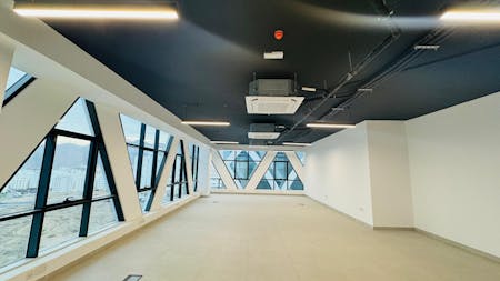 Premium Commercial Spaces in the Heart of Bausher, 23rd July Street - Bausher, Muscat, Office To Let - Office Bausher AHT (9).jpeg