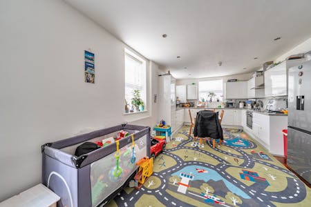 195 & 195A Kenton Road, Harrow, Office / Residential / Retail For Sale - 1429626-10-69b3f44898225.jpg