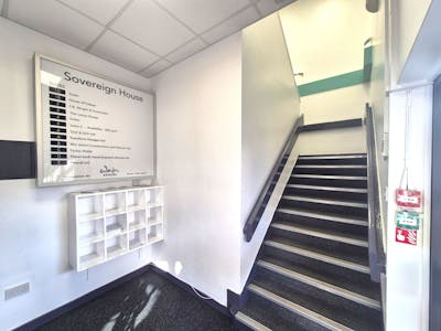 Sovereign House, Stockport, Office To Let - 20250501_075102.jpg