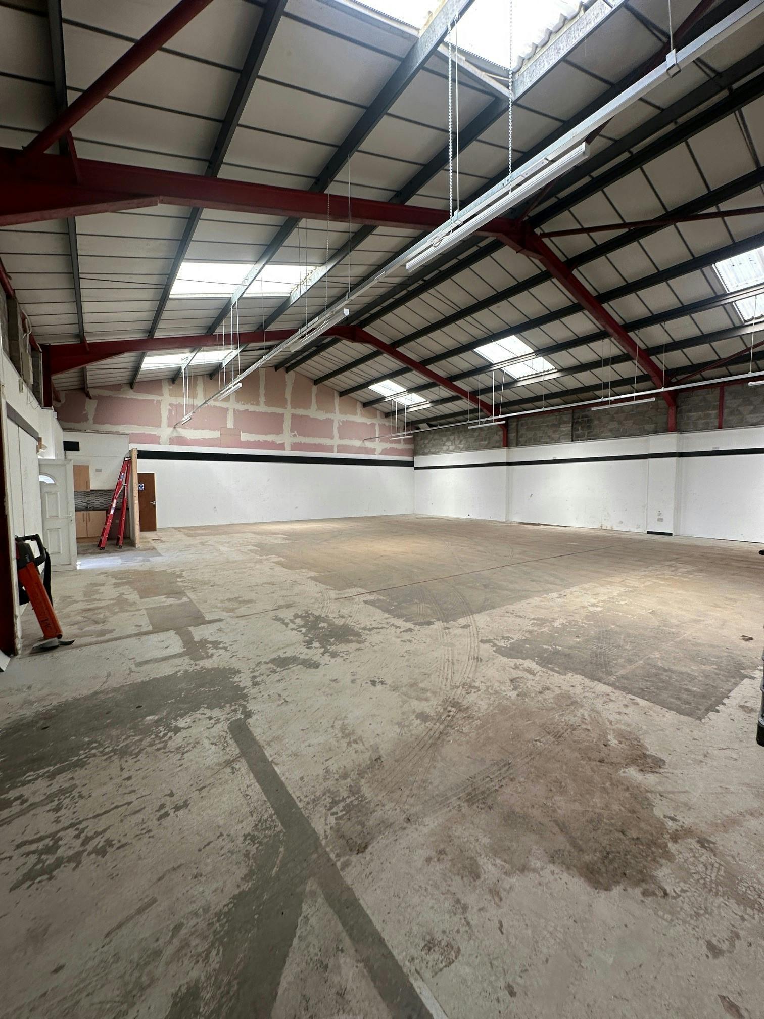 Unit 26b Pant Industrial Estate, Dowlais, Merthyr Tydfil, Industrial/Logistics / Trade Counter To Let - pic1.jpg