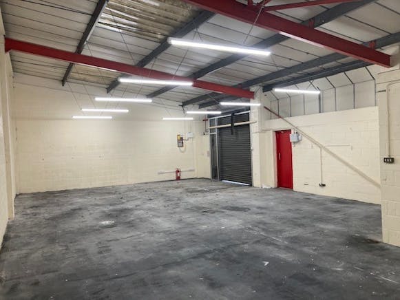 Unit 19, Longshot Industrial Estate, Bracknell, Industrial To Let - Unit 19 Longshot.jpg