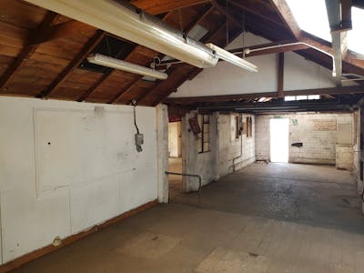 Ground Floor Workshop, Bewlay Cottage, Uckfield, Industrial To Let - 20250822_1359081.jpg