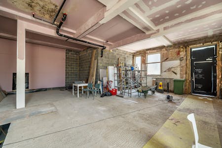 299 Manchester Road, London, D2 (Assembly and Leisure) / Leisure To Let - 13021585683dc8ada7ad2.jpg
