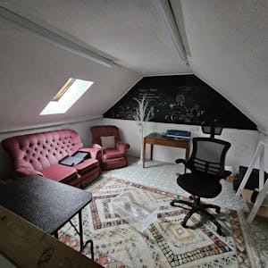 Stone Cross Farm Industrial Park, Lewes Road, Laughton, Office / Retail To Let - 20260220_160058_resized.jpg