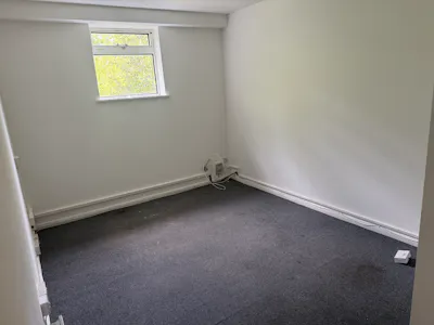 First Floor, Office 2, Haydon House, Studley, Office To Let - IMG_6362.JPG