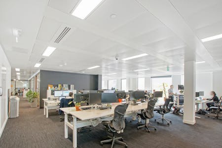 1 Aldermanbury Square, London, Office To Let - DSC05610.jpg