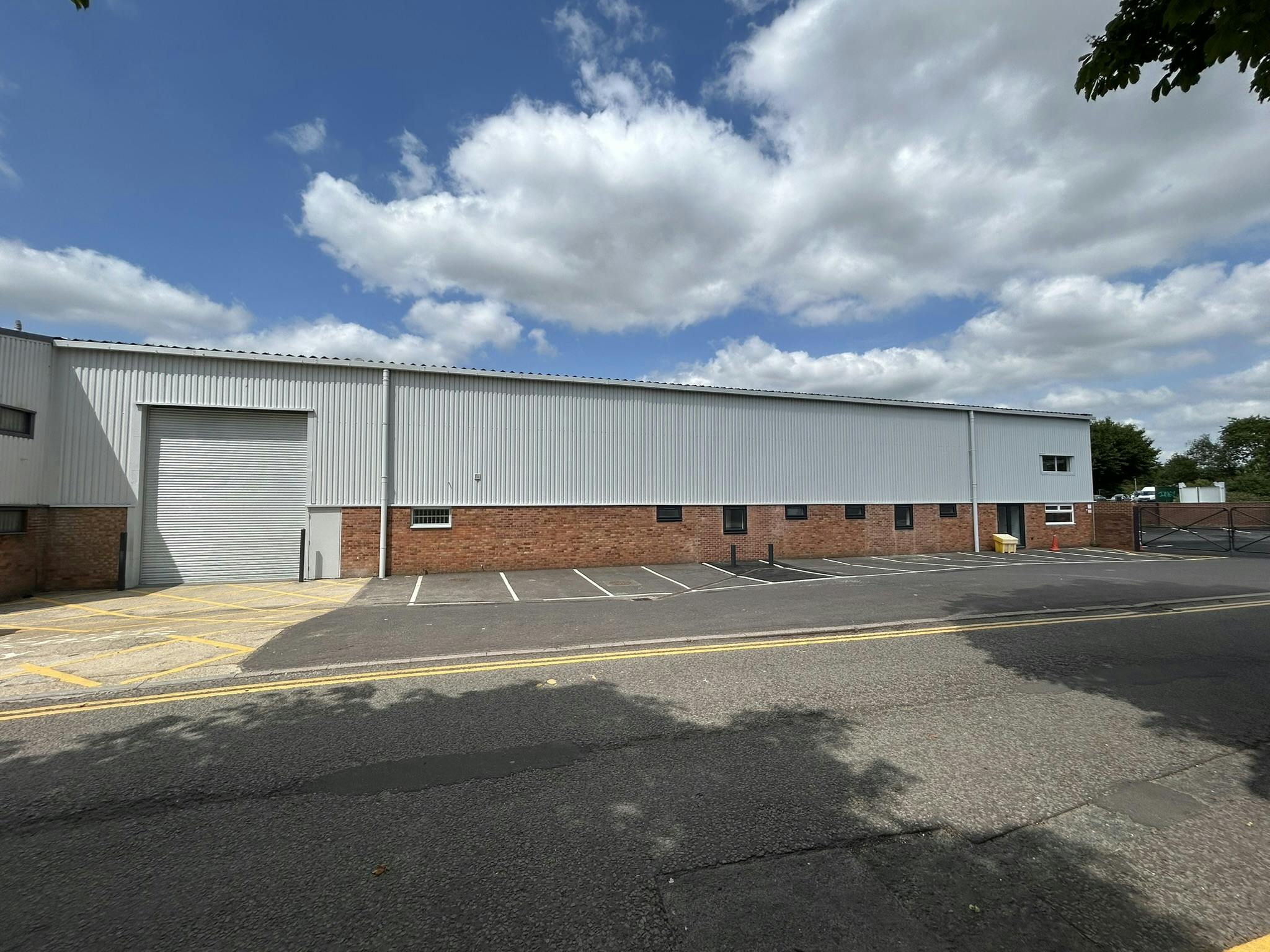 Unit 4 Hawksworth Industrial Estate, Swindon, Industrial / Other To Let - IMG_6062.JPEG
