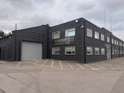 Rawmec Industrial Park, Hoddesdon, Industrial / Warehouse To Let - thumbnail_IMG_8217 1.jpg