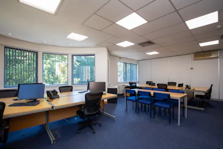 Alexandra Gate Business Centre, Cardiff, Serviced Office To Let - D4 c.jpg
