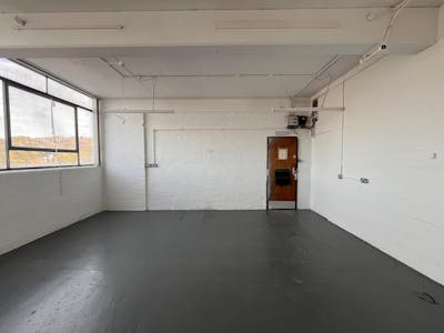 Vernon Building, Westbourne Street, High Wycombe, Industrial To Let - WhatsApp Image 2026-04-17 at 11.17.jpeg