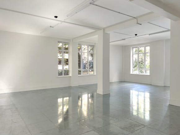 22 Upper Woburn Place, London, Offices To Let - 2024 09 04  22 Upper Woburn Place London WC1H 0HW  internal 2.JPG