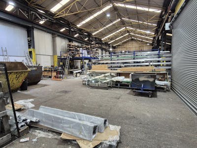 Unit 5, Manchester, Industrial/Logistics To Let - 20260216_111522.jpg