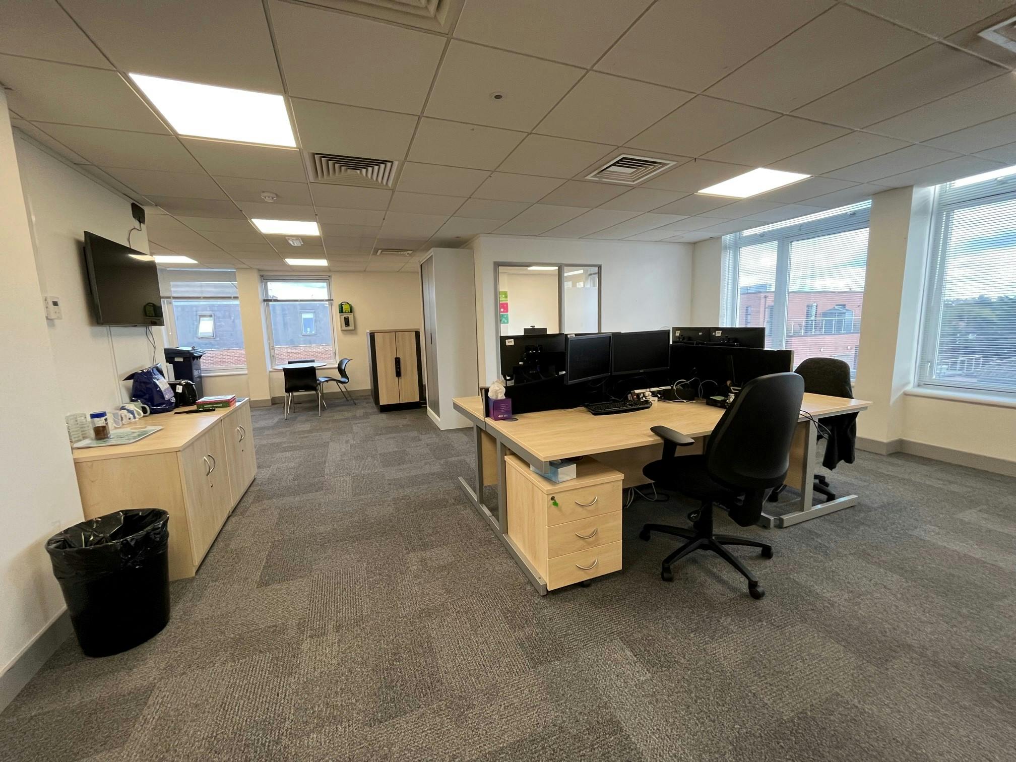 New Malden Business Centre, 46-50 Coombe Road, New Malden, Offices / Serviced Offices To Let - Offices 302304 3.jpg