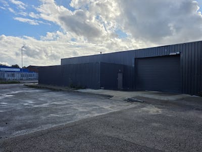 Unit 4, Blue House Point Road, Stockton-on-Tees, Industrial/Logistics To Let - Unit 3.jpg