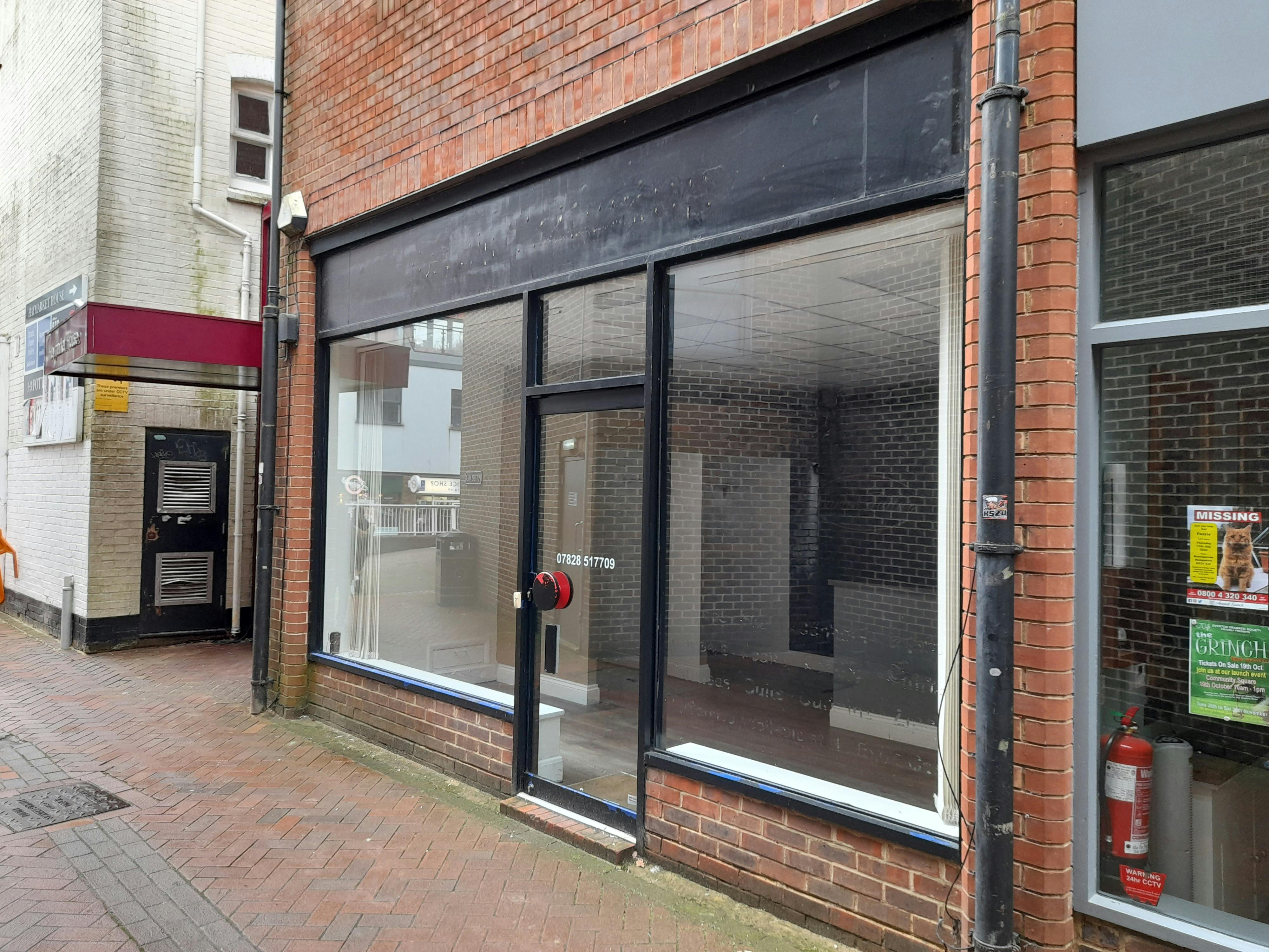 Ground Floor, Unit 1 Potters Walk, Haymarket House, Basingstoke, Retail To Let - 20241015_120953.jpg