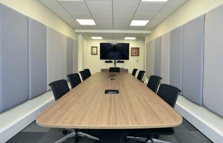 Media House, Wimbledon, Office Lease Assignment - Interior  Meeting Room 2.jpg