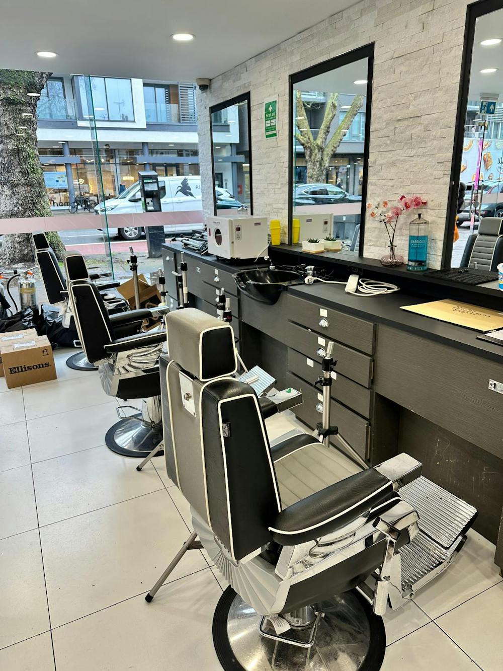 478 Chiswick High Road, London, Retail To Let - ccc3774e-dc1e-4a28-b390-eff6461457f5.jpg