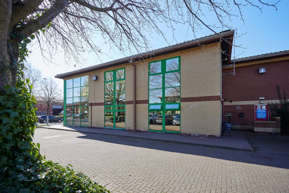 Unit 1 Maple Park, Lowfields Avenue - Maple Park 31.jpg