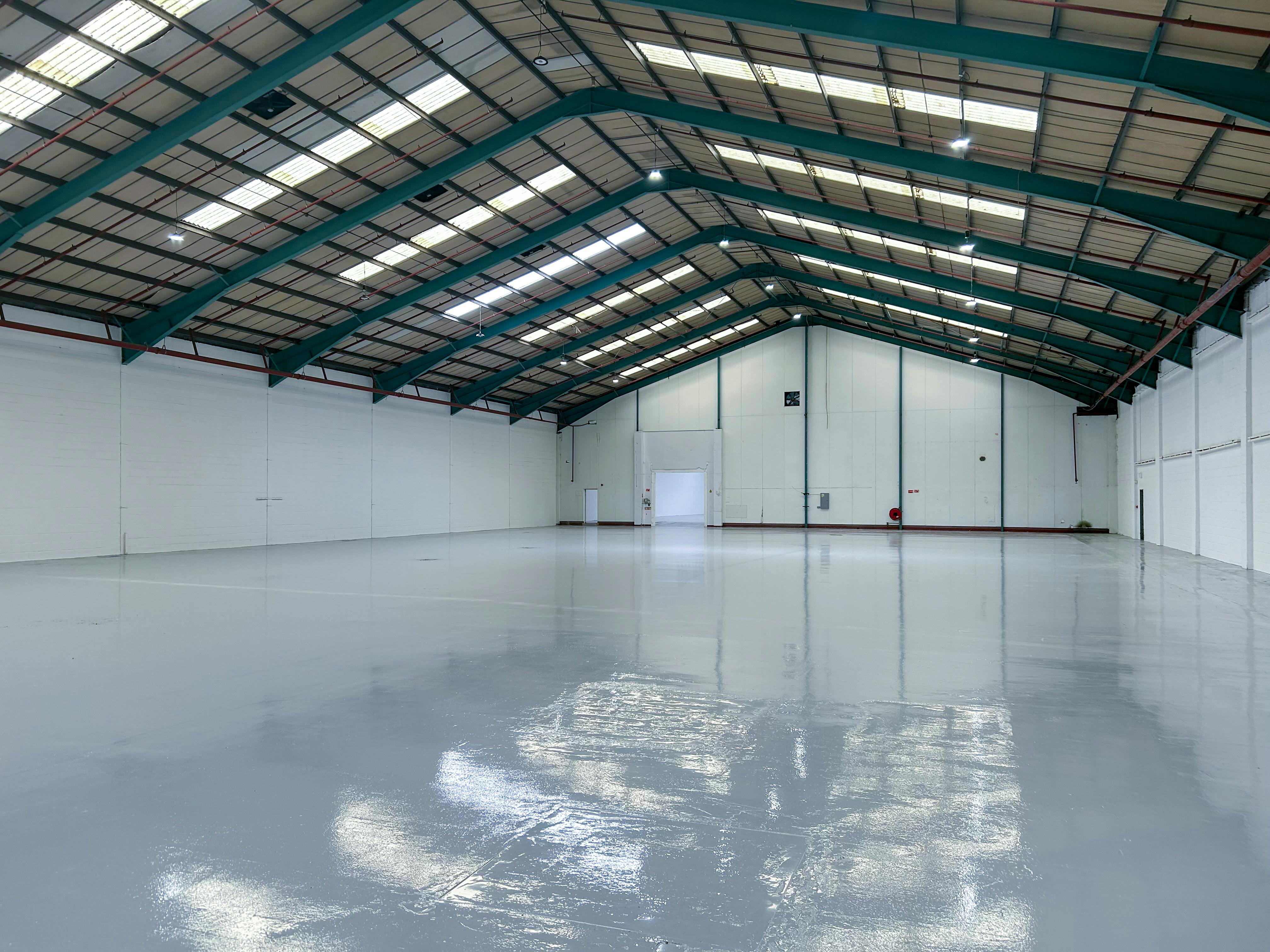 Unit B, Irton House, Chalgrove, Industrial To Let - IMG_2980 edited.jpg