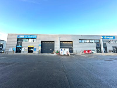 Unit 3 Wembley Trade Park, Wembley, Industrial To Let - RBHH6330.JPG