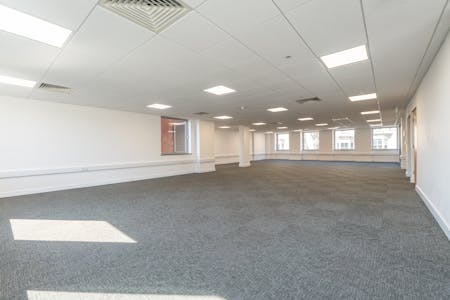 93-94 Queens Road, Brighton, Office To Let - DSC08235.jpg