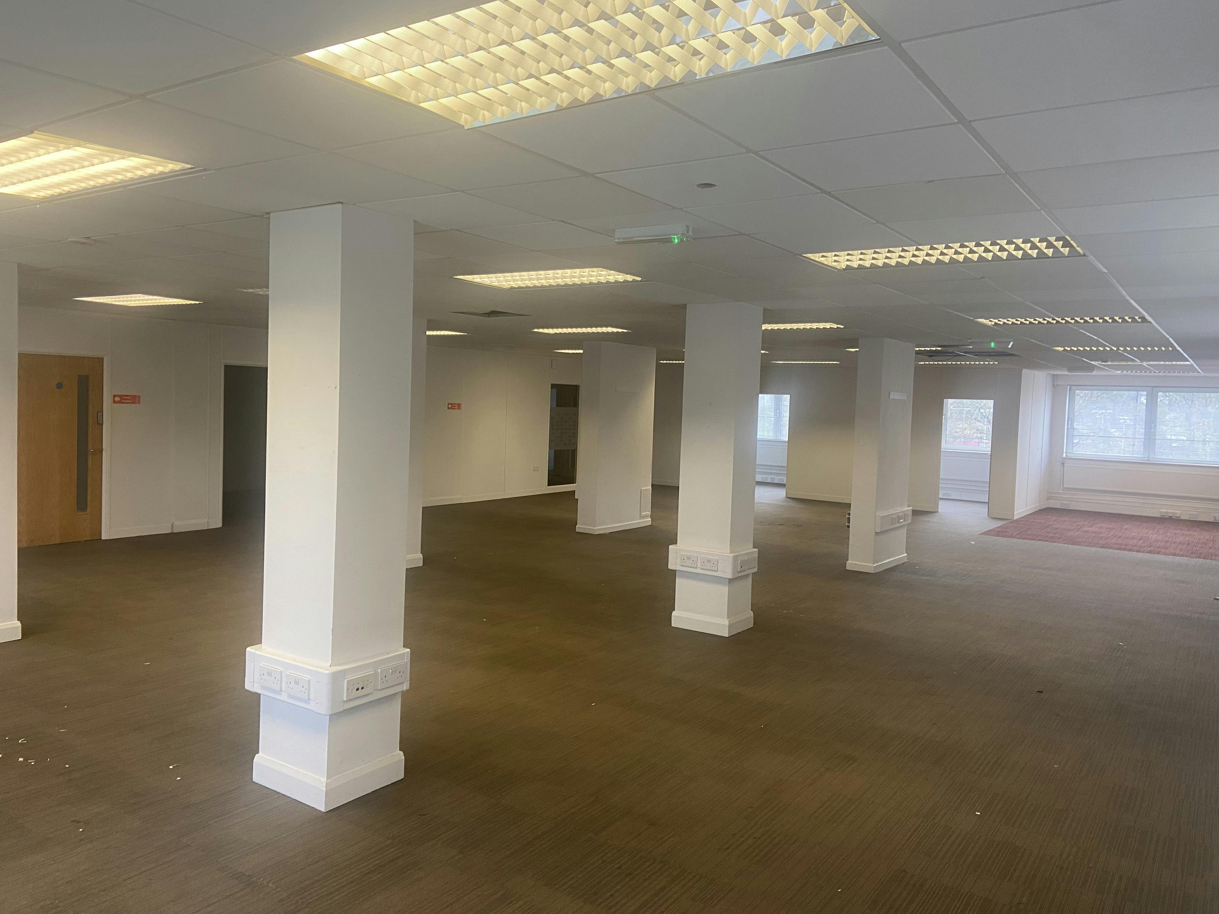 Crown Buildings, The Mall, Ebbw Vale, Office To Let - IMG_4936.JPG