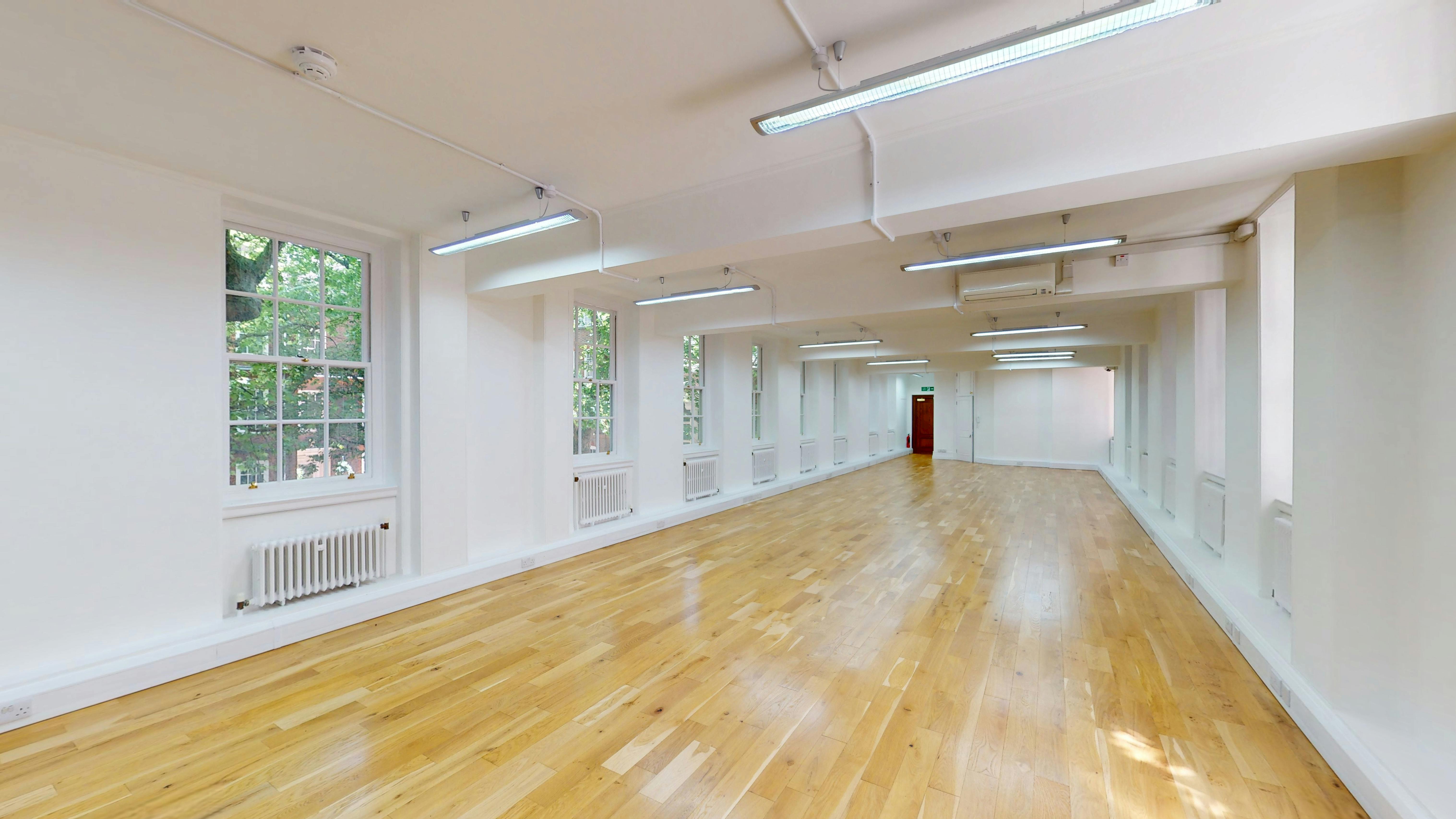 1-3 Staple Inn, London, Offices To Let - 13 Staple Inn_1st Floor_photo 7.jpg