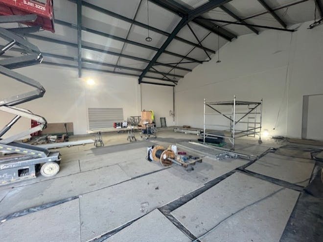 Units A & B, 8 Deacon Way, Reading, Industrial / Warehouse To Let / For Sale - Warehouse.jpg