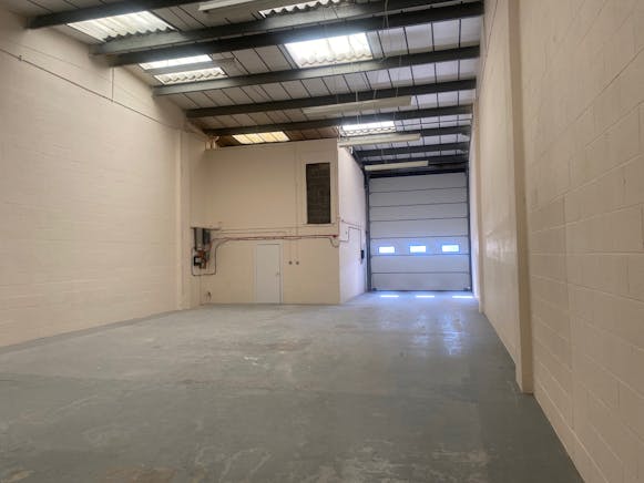 Unit 10, Mayfield Avenue Industrial Estate, Wey Hill, Industrial / Warehouse To Let - 3250C10 INT IND.jpg