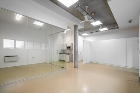 Northside Studios - Unit 1.06, 16-29 Andrews Road, London, Office To Let - North Side Studios 1.06 - Low Res 7.jpg