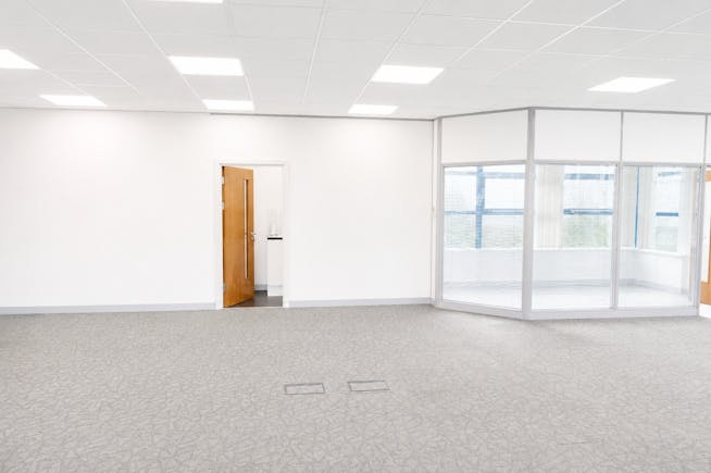 1 Astra Centre, First Floor, Harlow, Offices To Let - Astra first floor office interior 3.jpeg