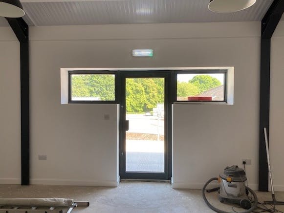 Holy Shed, Manor Farm Yard, Basingstoke, Office / Retail To Let - Picture 4.jpg