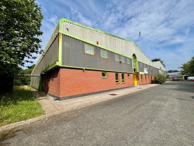 Unit 4, London Road Industrial Estate, Pembroke Dock, Industrial To Let - 4 LR Pembroke 03.jpg