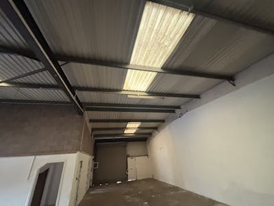 Unit 40 and 41, Albion Industrial Estate, Pontypridd, Industrial To Let - IMG_6394.jpeg