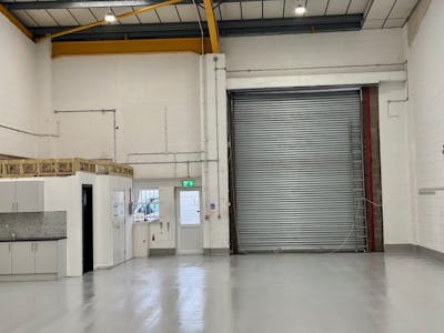 Unit 14, London, Warehouse To Let - Unit 14 Capitol Industrial Park NW9 8.jpg