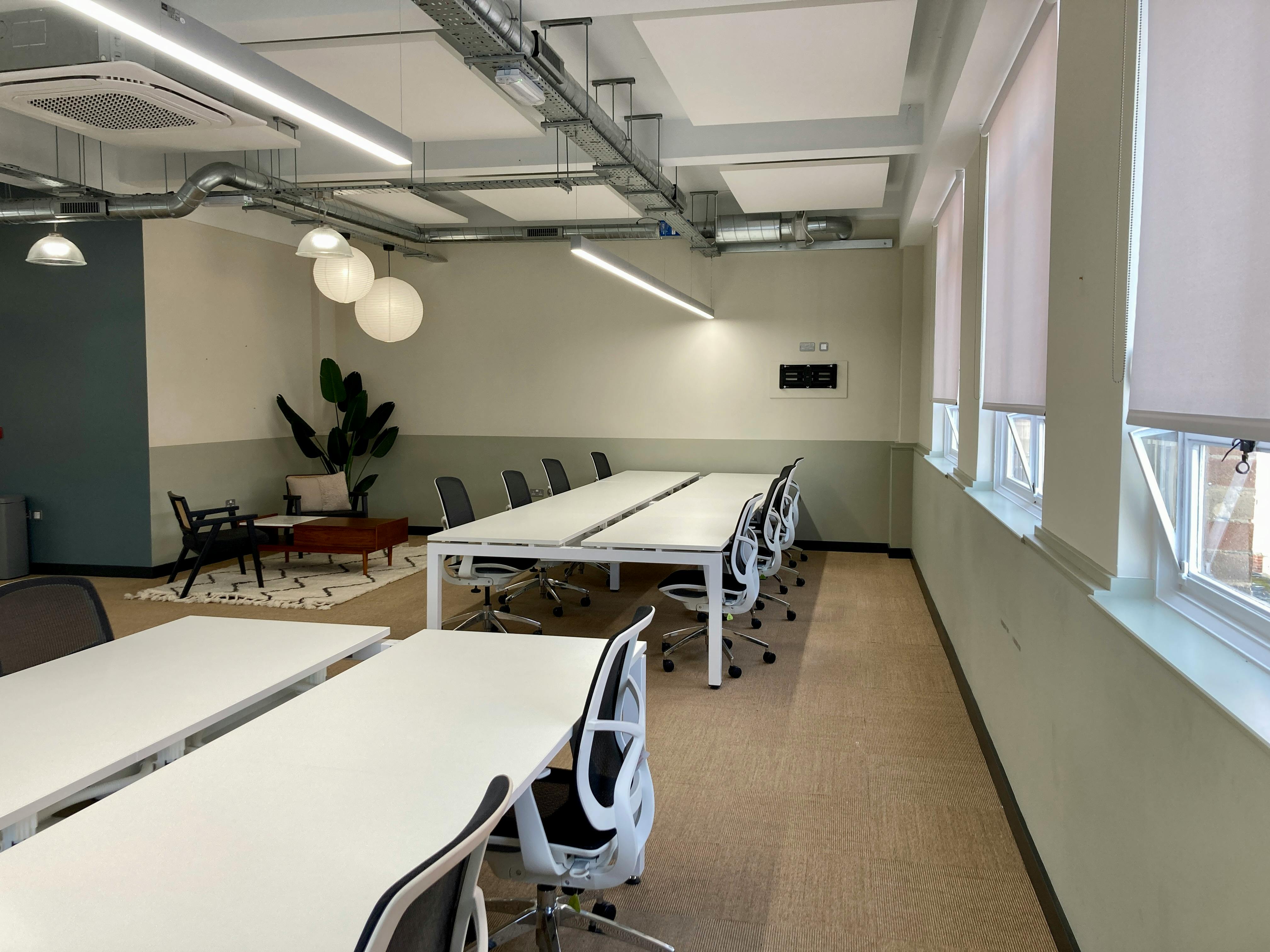 Office in Bournemouth - photo 2