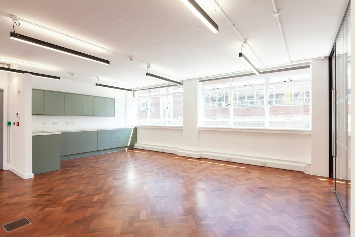 23 Eastcastle Street, London, Office To Let - 049832efd878396c5212b5d1fb013e102ndfloorwest071920x1280.jpg