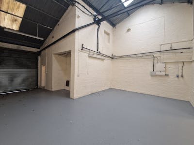 Unit 4, Stockport, Industrial/Logistics To Let - 20240523_100247.jpg