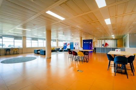 Edifício Francisco Pinto Balsemão, Rua Calvet de Magalhães 242, Paço de Arcos, Office To Let - 025.jpg