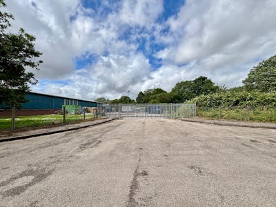 Units 22-26, Queensway Meadows Industrial Estate, Newport, Industrial To Let - IMG_8586.jpeg