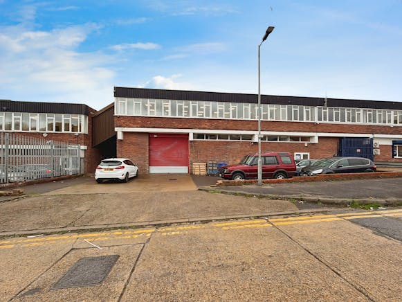 11 Totman Crescent, Rayleigh, Industrial / Office To Let - f5349696IMG20251031WA0006.jpg