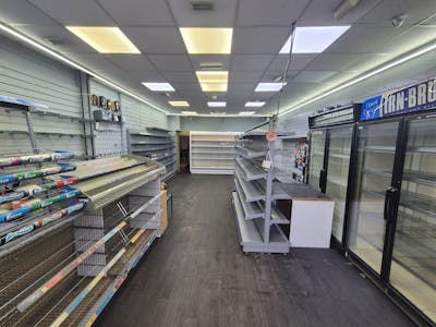 6 Commercial Union House, Bolton, Retail To Let - 20251210_123128.jpg