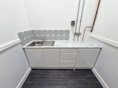 Unit 5, 2 Brook Street, Macclesfield, Office To Let - 20240430_114108.jpg